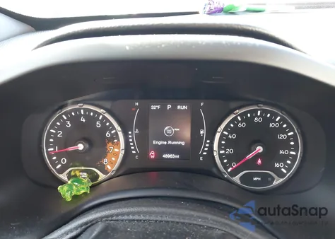 2018 Jeep Renegade Latitude 4X4 из США, поврежденный, VIN ZACCJBBB2JPH65825